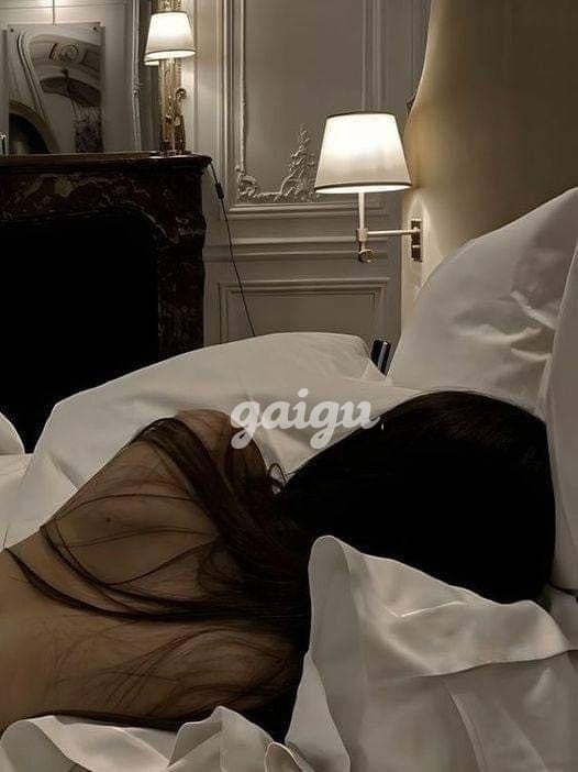 Bé Diệu Mai Gái Mới Lớn