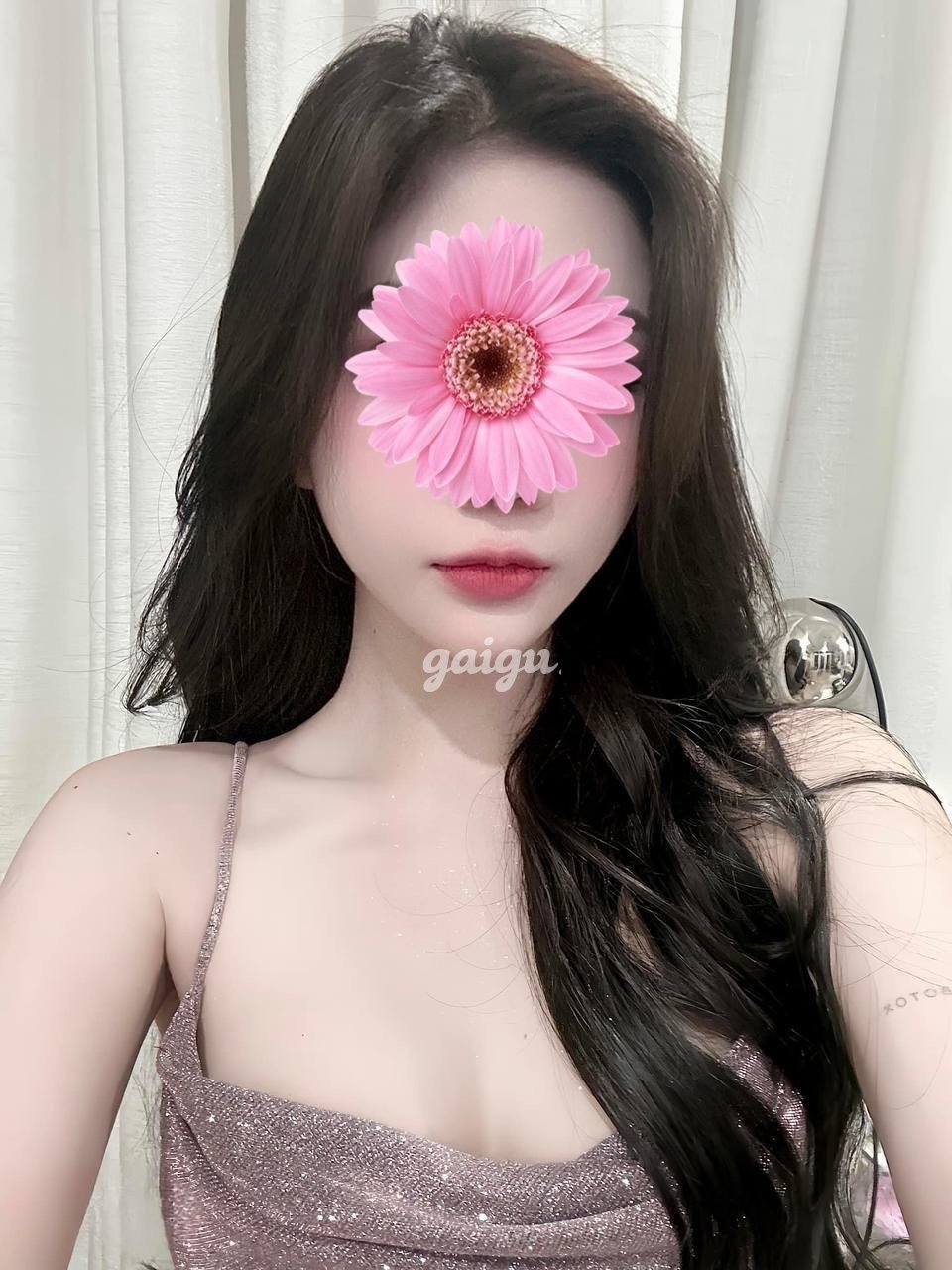 HOT THẢO NHI DÁNG ĐẸP NUỘT NÀ, XINH SANG,BÍM ĐẸP MỌNG NƯỚC