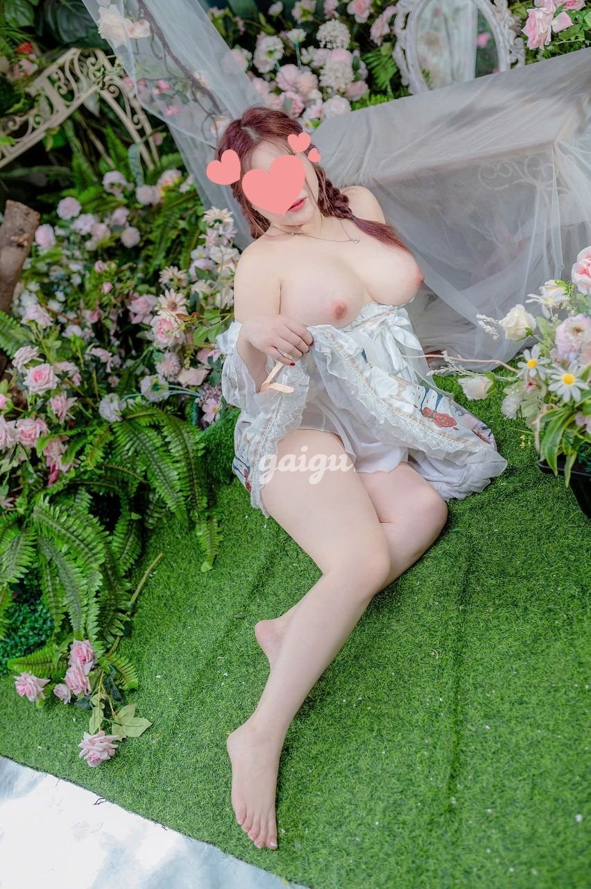 BƯỞI KHỦNG✅ BÉ TRÚC CHUPY THÂN HÌNH GỢI CẢM NƯỚC NÔI TRÀN BỜ ĐÊ